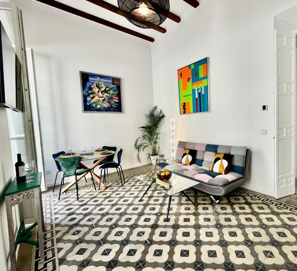 Picasso'S Tres Puertas 4 Bedrooms Málaga Buitenkant foto