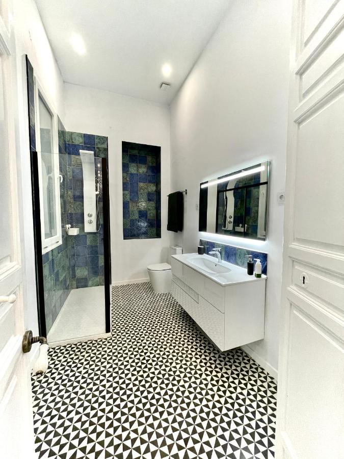 Picasso'S Tres Puertas 4 Bedrooms Málaga Buitenkant foto