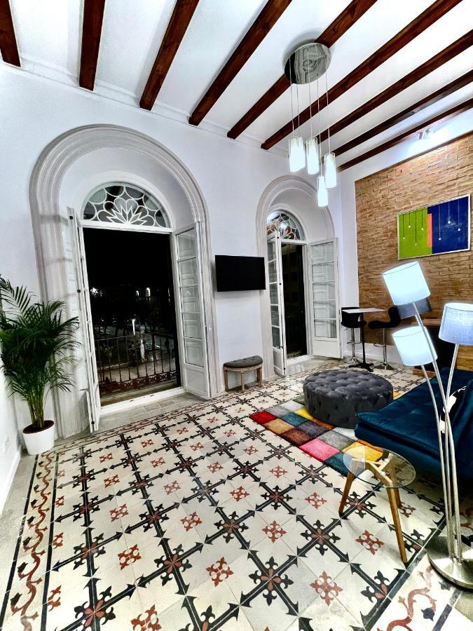 Picasso'S Tres Puertas 4 Bedrooms Málaga Buitenkant foto